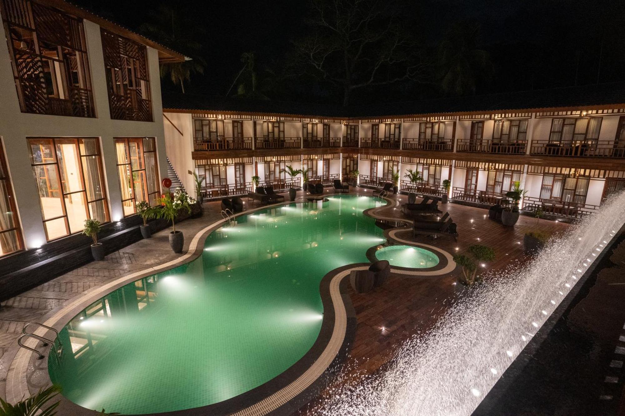 Hotel The Eden à Port Blair Extérieur photo